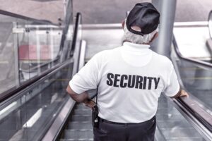 Read more about the article Why You Need Home Security System Instead of Security Guard