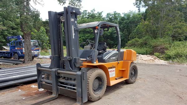 Photo of a forklift to use in a big home project