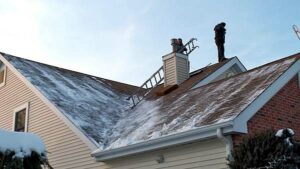 Read more about the article Advice on Replacing Your Roof in Winter