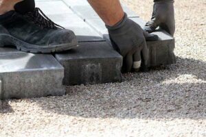 Read more about the article 6 Steps to DIY Paver Patio
