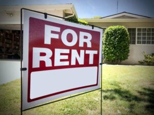 Read more about the article Top 5 Signs You Are Ready to Become a Long-Distance Landlord