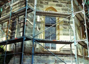 Read more about the article Factors You Need to Consider When Looking to Rent Scaffolding
