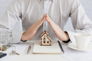 Read more about the article Top 5 Reasons Why People Sell a House As Is