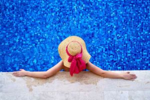 Read more about the article Considering a Swimming Pool? 4 Things to Know