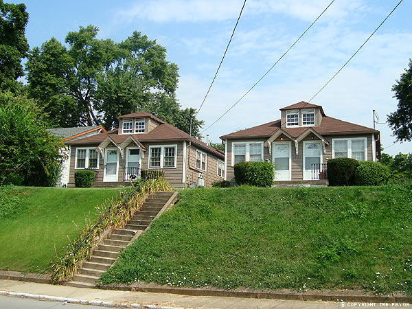 Photo of two matching homes in Clifton Louisville KY 