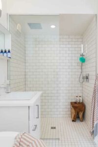 Read more about the article 7 Tips to Make a Small Bathroom Feel Larger