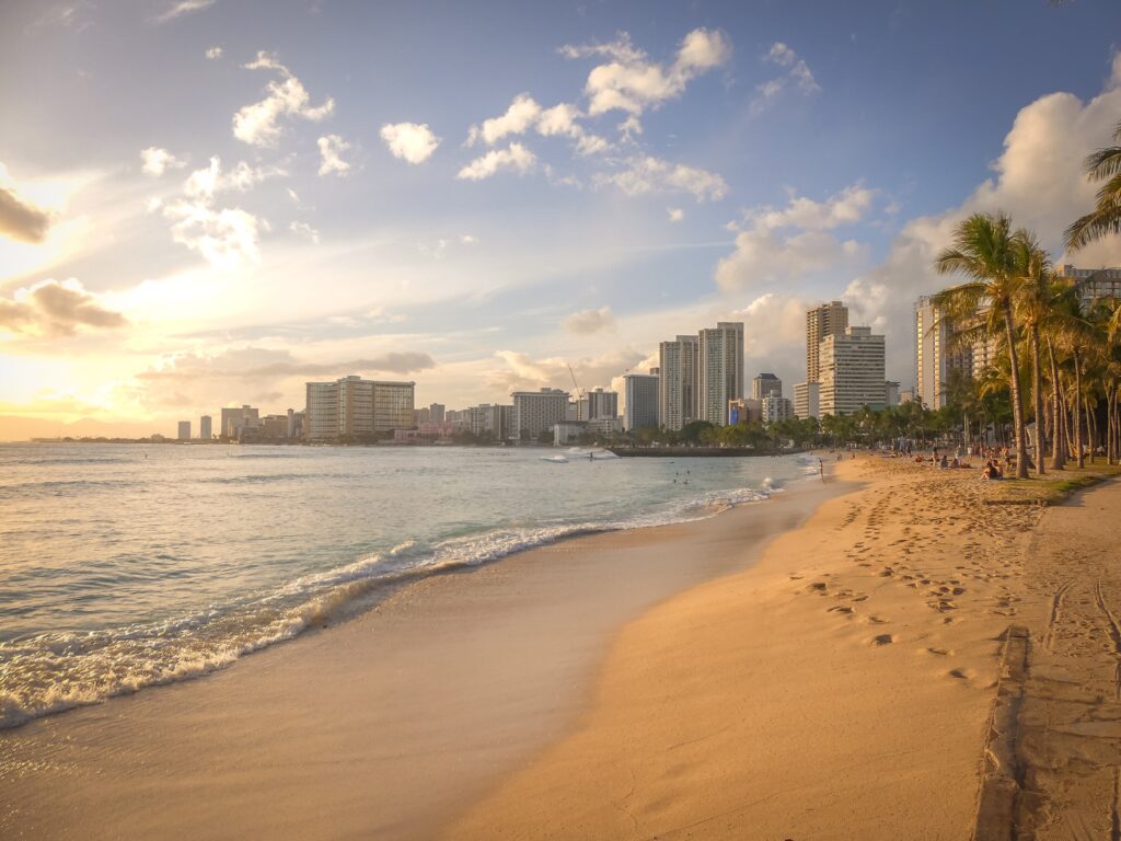 Photo of a beach in Hawaii - Navigating the Move: A Comprehensive Guide from Louisville to Hawaii