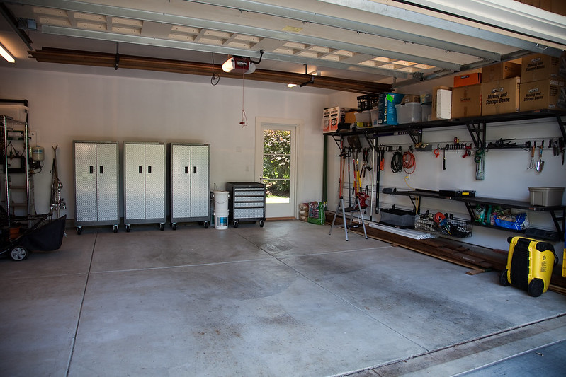 Photo of an organized garage - 7 Amazing Garage Storage Tips to Keep Your Space Neat and Tidy