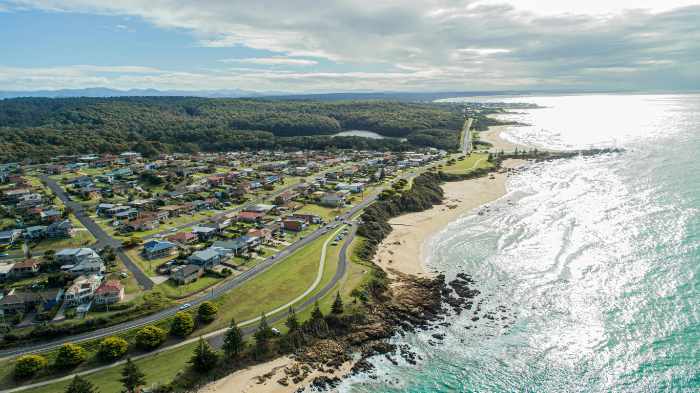 Photo of some residential homes in Australia - Pros and Cons of Investment Properties in Australia