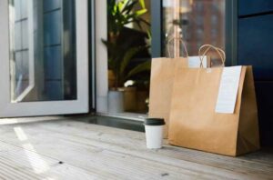 Read more about the article Protecting Your Deliveries: 7 Ways to Prevent Porch Pirates from Striking