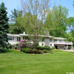 How Los Angeles Designers Influence Luxury Interior Design in America