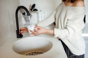Read more about the article Hard Water in Louisville Homes: What Buyers and Homeowners Should Know