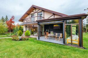Read more about the article Exterior Features Buyers Notice Before They Walk Through the Door 