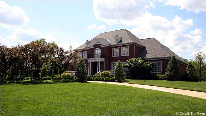Photo of Home in Paramont Estates Louisville Kentucky